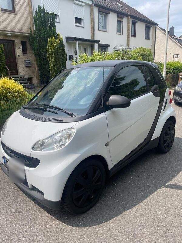Weiß Gebraucht 2009 Smart ForTwo Coupé Coupé | 4.500 € (Fairer Preis) - Bild 1/4
