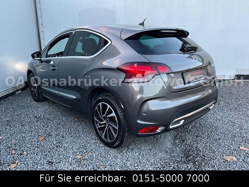 Gebraucht Citroën DS4 131 PS (96 kW) 2017 Grau Kleinwagen