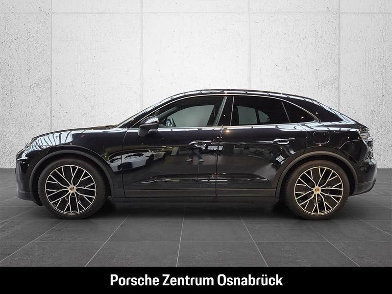 Gebraucht Porsche Macan 300 kW (408 PS) 2026 Tiefschwarzmetallic SUV