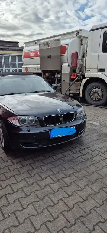 Gebraucht BMW 118 Cabriolet 143 PS (105 kW) 2010 Schwarz Cabrio