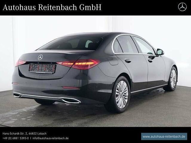 Gebraucht Mercedes C200 Avantgarde 163 PS (119 kW) 2024 Lack obsidianschwarz Limousine