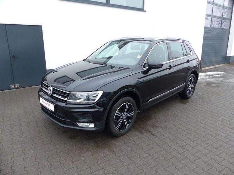 Gebraucht VW Tiguan Sound 180 PS (132 kW) 2017 Schwarz SUV