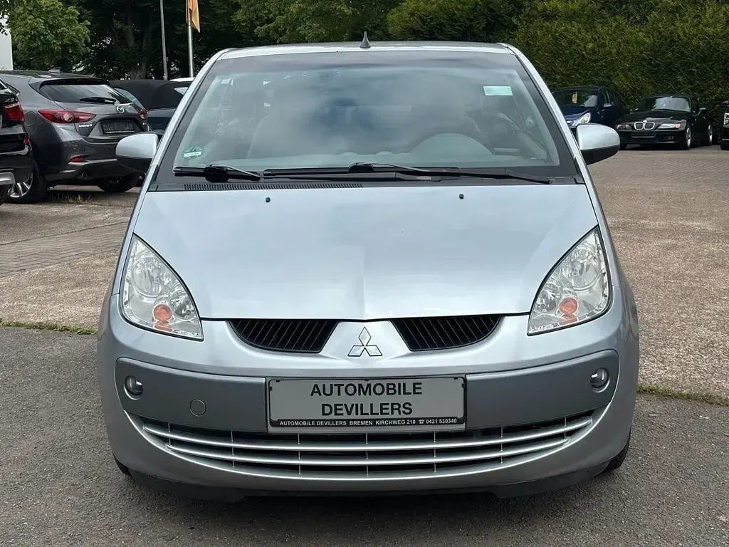 Gebraucht Mitsubishi Colt Invite 109 PS (80 kW) 2009 Silber Kleinwagen