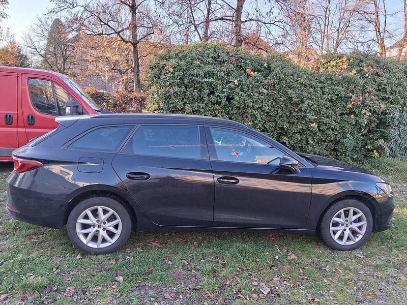 Gebraucht Seat Leon Style 150 PS (110 kW) 2022 Mitternachtsschwarz Kombi