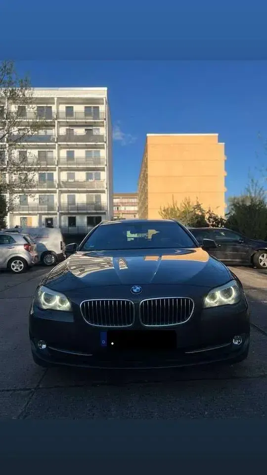 Gebraucht BMW 520 Sport Line 184 PS (135 kW) 2012 Kombi