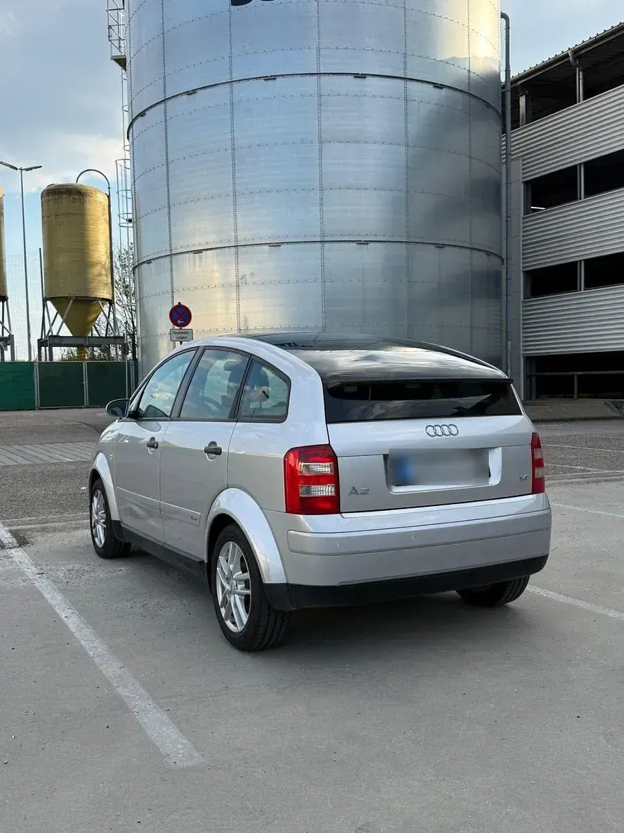 Gebraucht Audi A2 75 PS (55 kW) 2001 Silber Kleinwagen