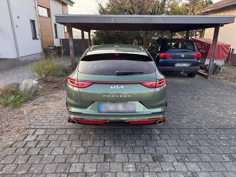 Gebraucht Kia ProCeed GT 204 PS (150 kW) 2023 Grün Kombi