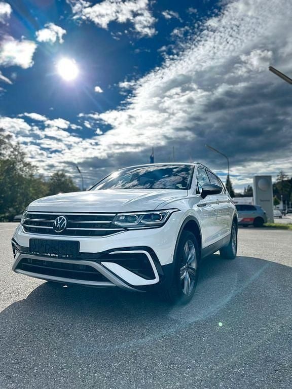 Gebraucht 2022 VW Tiguan Allspace SUV | 36.000 € (Superpreis) - Bild 1/4