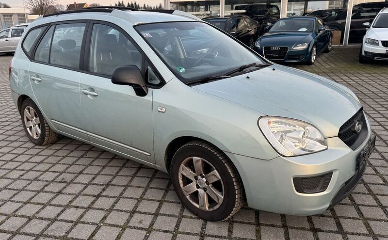 Blau Gebraucht 2006 Kia Carens LX Van / Kleinbus | 1.750 € (Fairer Preis) - Bild 1/4