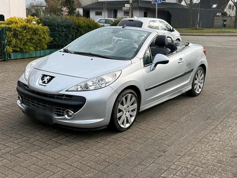 Gebraucht Peugeot 207 116 PS (85 kW) 2007 Silber Cabrio