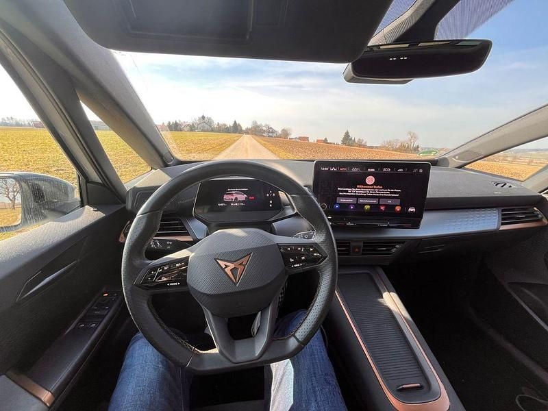 Gebraucht Cupra Born 150 kW (204 PS) 2022 Weiß Kleinwagen