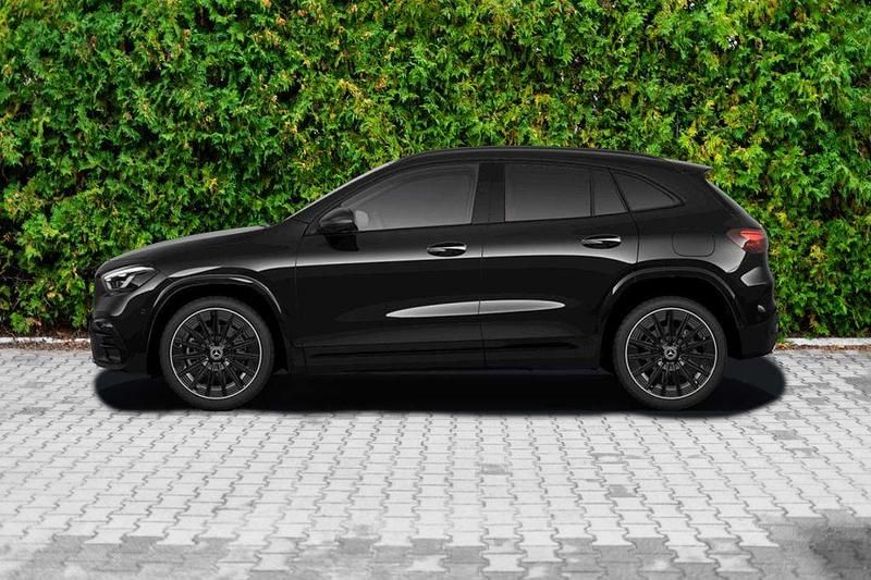 Neu Mercedes GLA200 AMG Line Premium Plus 136 PS (100 kW) 2025 Schwarz SUV