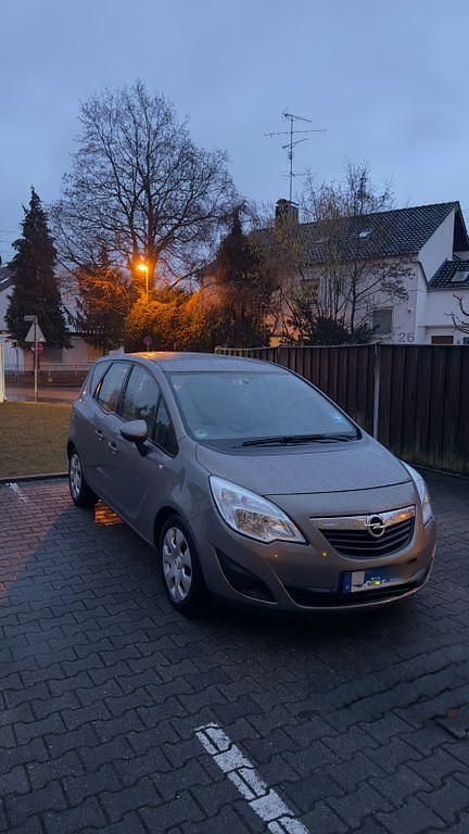 Gebraucht Opel Meriva Edition 120 PS (88 kW) 2013 Grau Van / Kleinbus