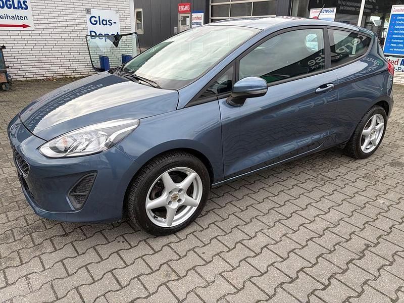 Gebraucht Ford Fiesta Trend 71 PS (52 kW) 2018 Grau Kleinwagen
