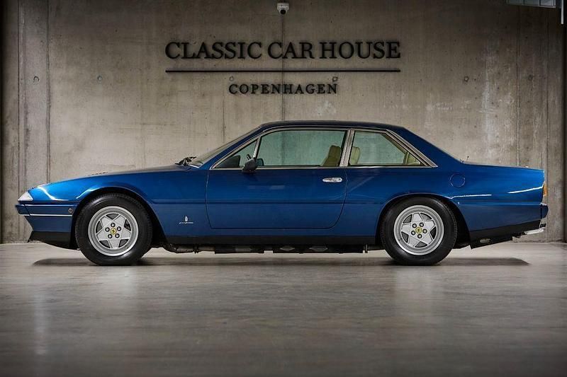 Second-hand Ferrari 412 340 CP (250 kW) 1986 Albastru Coupe