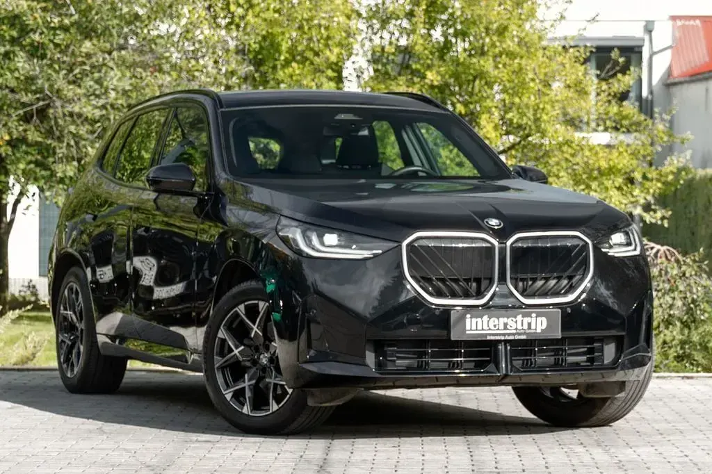 Gebraucht BMW X3 M Sport 197 PS (144 kW) 2026 Schwarz SUV