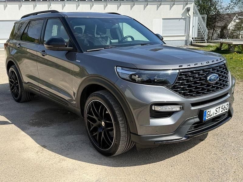 Gebraucht Ford Explorer ST-Line 457 PS (336 kW) 2022 Grau SUV