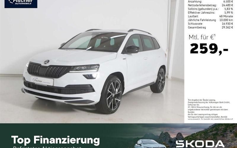 Weiß Gebraucht 2021 Skoda Karoq SportLine SUV | 30.980 € (Teuer) - Bild 1/4