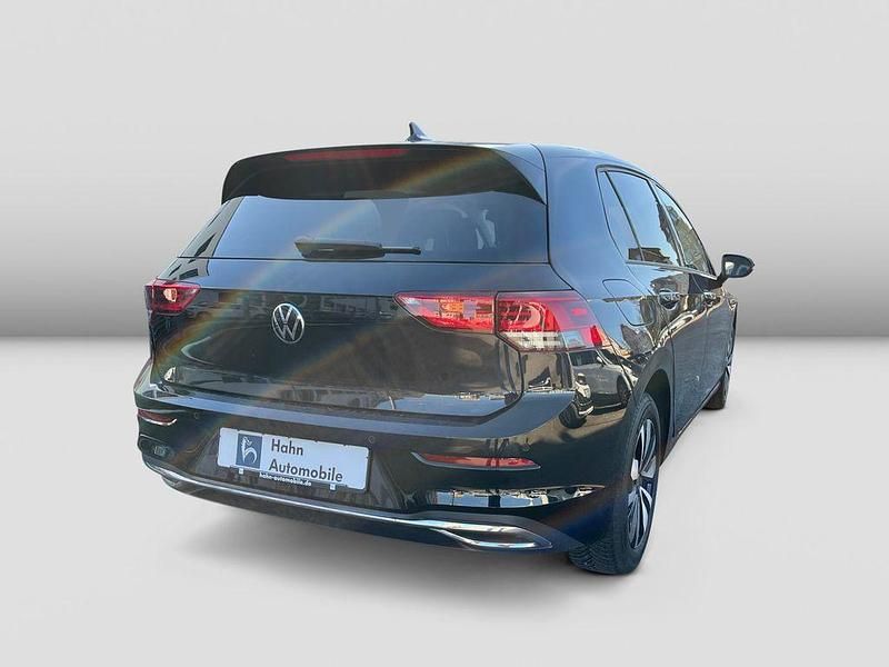 Gebraucht VW Golf VIII Move 110 PS (80 kW) 2024 Deep black perleffekt Limousine