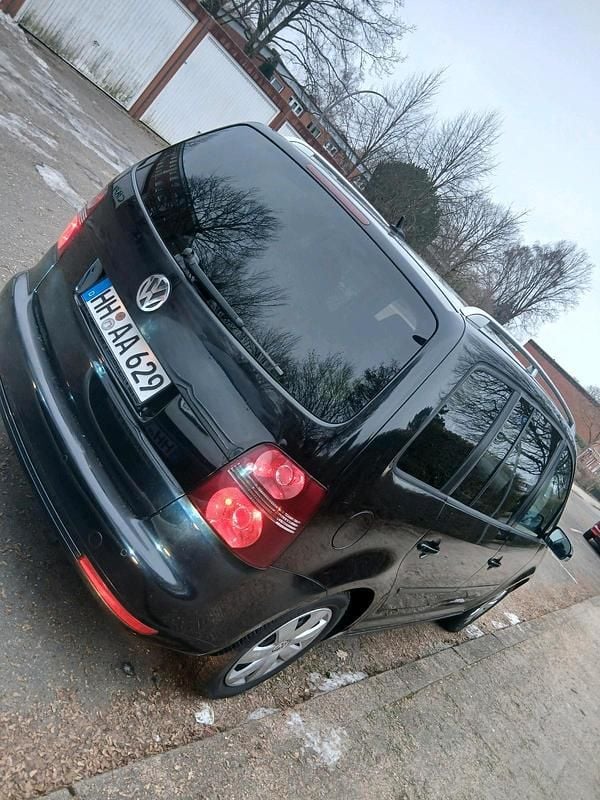 Gebraucht VW Touran 150 PS (110 kW) 2008 Schwarz Van / Kleinbus