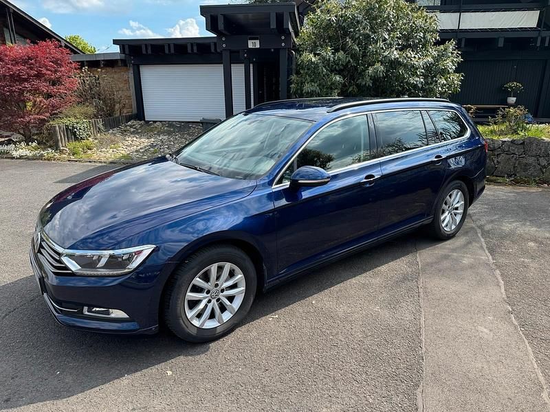 Second-hand VW Passat 150 CP (110 kW) 2017 Albastru Break
