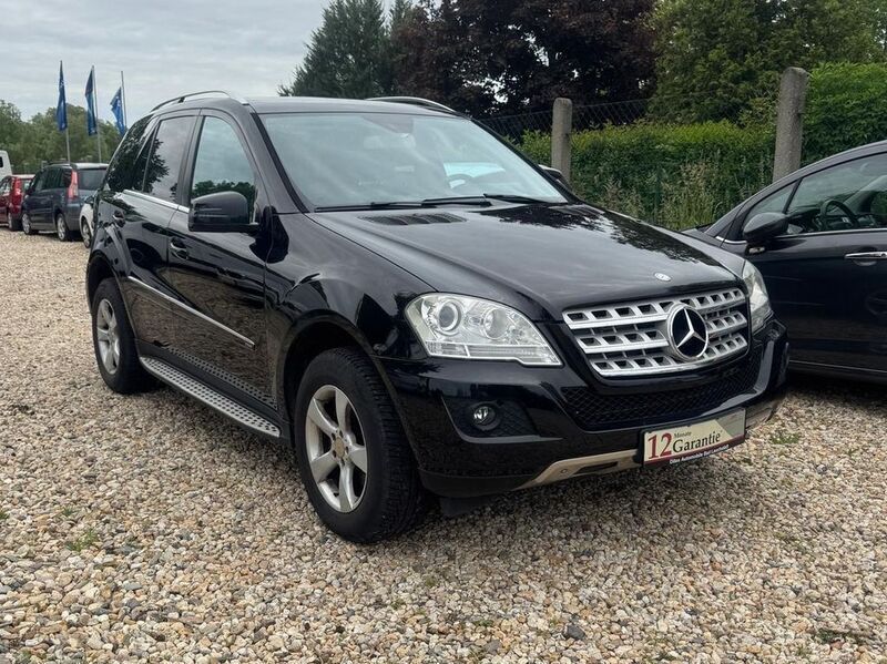 Schwarz Gebraucht 2011 Mercedes ML350 SUV | 15.999 € (Superpreis) - Bild 1/4