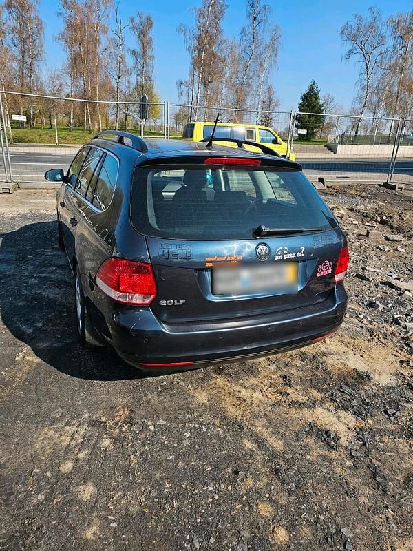 Gebraucht VW Golf V 90 PS (66 kW) 2009 Blau Kombi