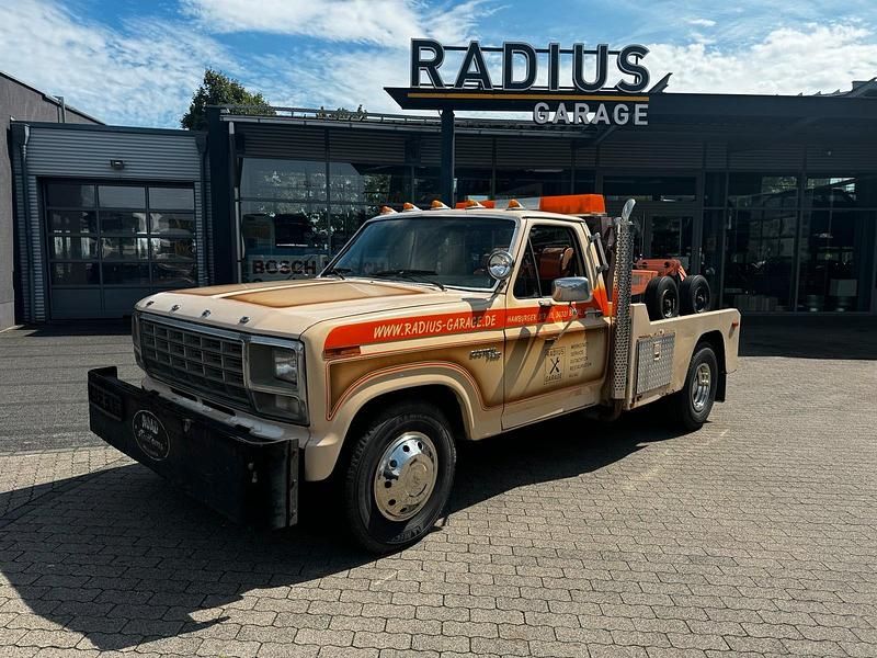 Beige Gebraucht 1980 Ford F350 | 18.500 € - Bild 1/4