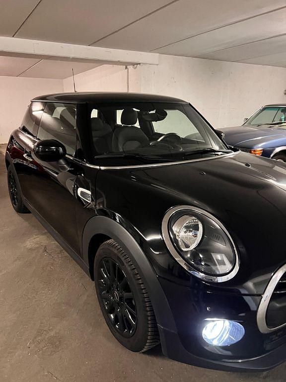 Gebraucht Mini ONE 102 PS (75 kW) 2020 Schwarz Kleinwagen