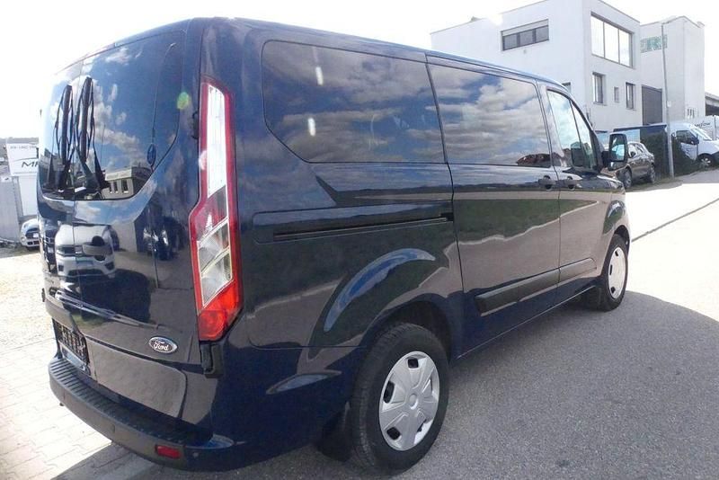 Gebraucht Ford Transit Trend 131 PS (96 kW) 2023 Blau Kombi