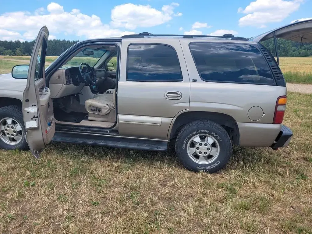 Gebraucht Chevrolet Tahoe LT 273 PS (200 kW) 2002 Grau SUV