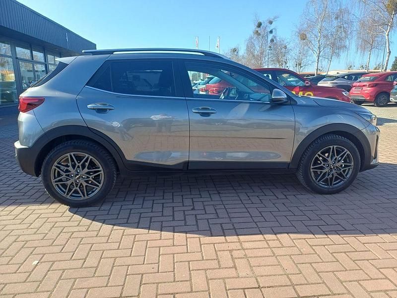 Gebraucht Kia Stonic 101 PS (74 kW) 2025 Grau SUV