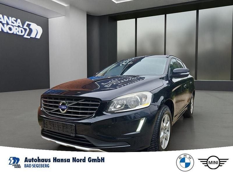 Schwarz / black sapphire (metallic) Gebraucht 2014 Volvo XC60 Momentum SUV | 9.999 € (Guter Preis) - Bild 1/4