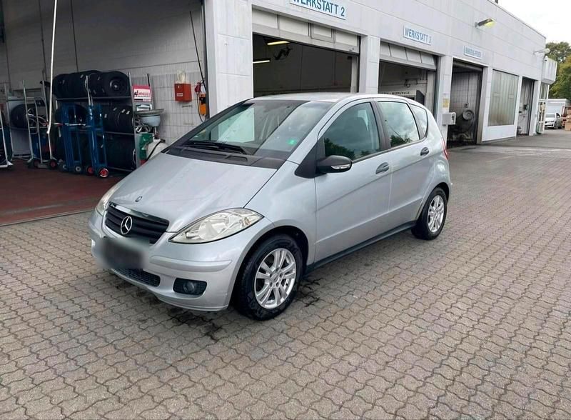 Silber Gebraucht 2005 Mercedes A150 Kleinwagen | 3.800 € (Fairer Preis) - Bild 1/4