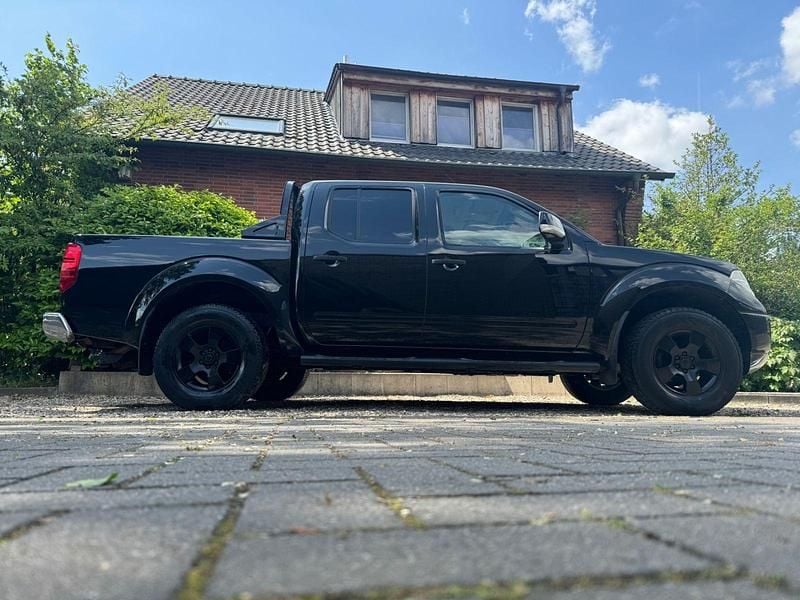 Gebraucht Nissan Navara 171 PS (125 kW) 2008 Schwarz Pickup