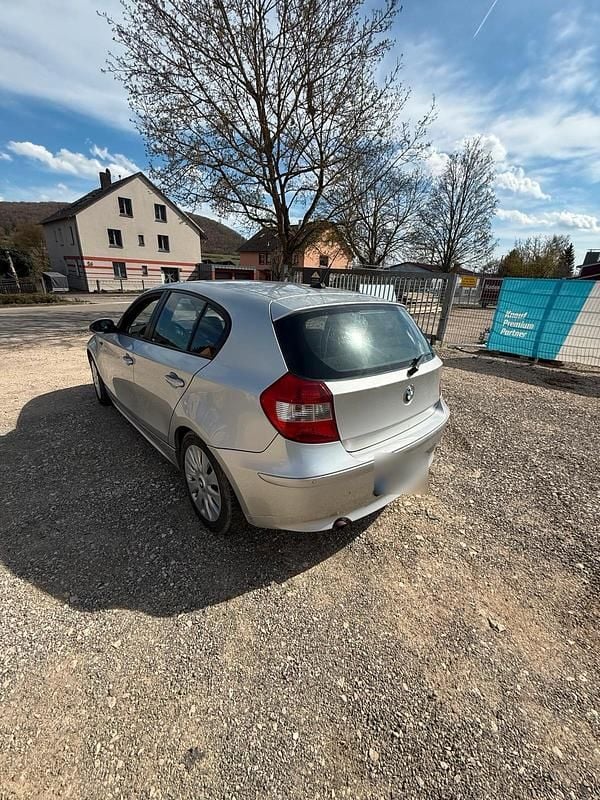 Gebraucht BMW 116 116 PS (85 kW) 2006 Grau Kleinwagen