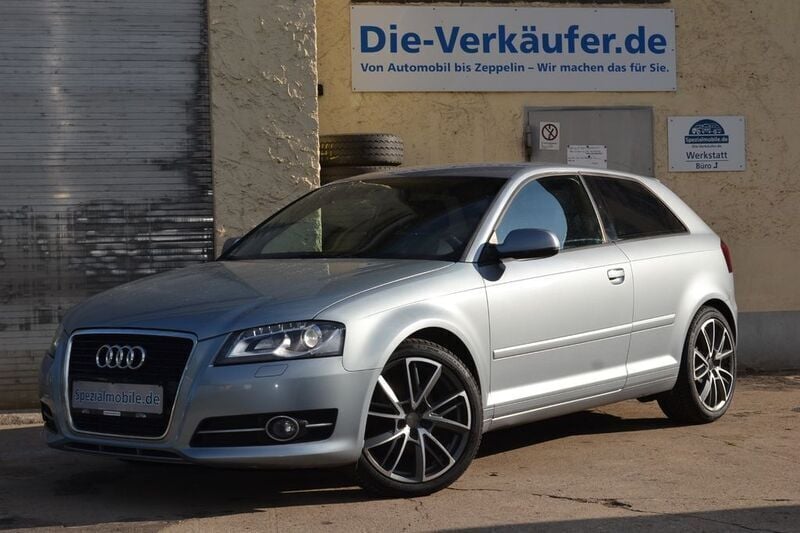 Silber Gebraucht 2011 Audi A3 Ambition Kleinwagen | 4.590 € (Guter Preis) - Bild 1/4
