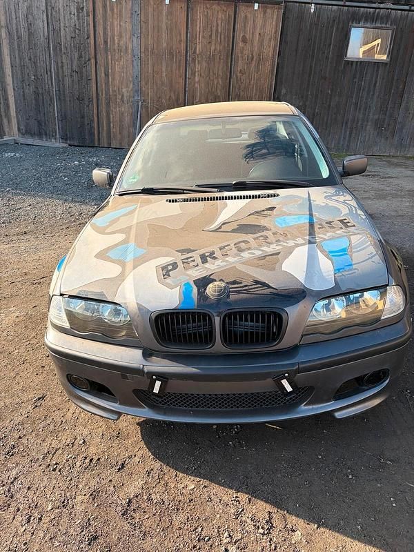 Gebraucht BMW 318 118 PS (86 kW) 1998 Andere farben Limousine