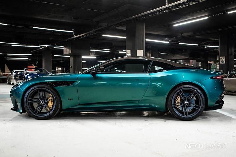 Gebraucht Aston Martin DBS 725 PS (533 kW) 2022 Grün