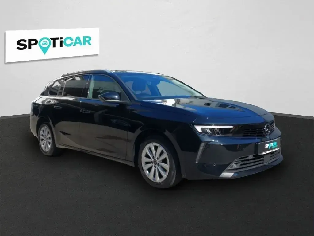 Gebraucht Opel Astra Elegance 131 PS (96 kW) 2023 Lackierung schwarz perla nera/ Kleinwagen
