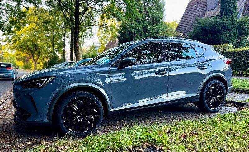 Grau Gebraucht 2023 Cupra Formentor VZ SUV | 30.000 € (Superpreis) - Bild 1/4
