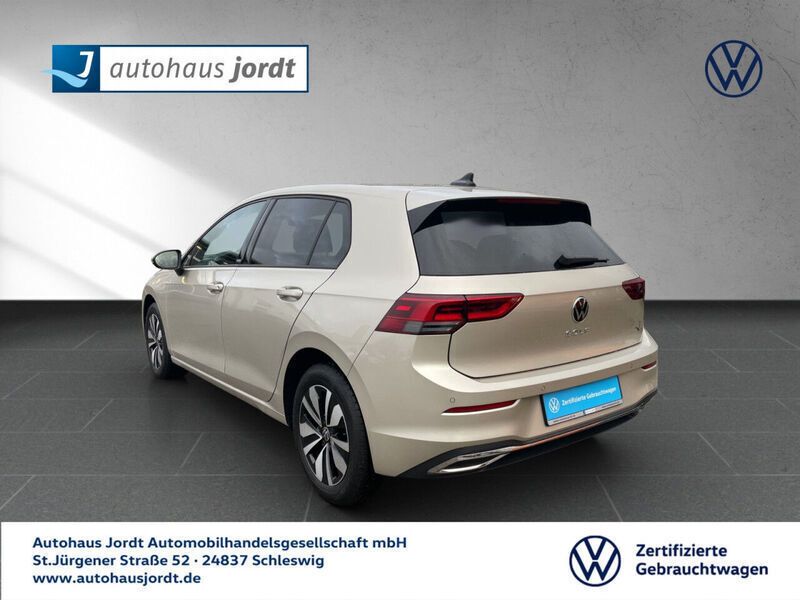 Gebraucht VW Golf VIII Move 131 PS (96 kW) 2023 Silber Limousine