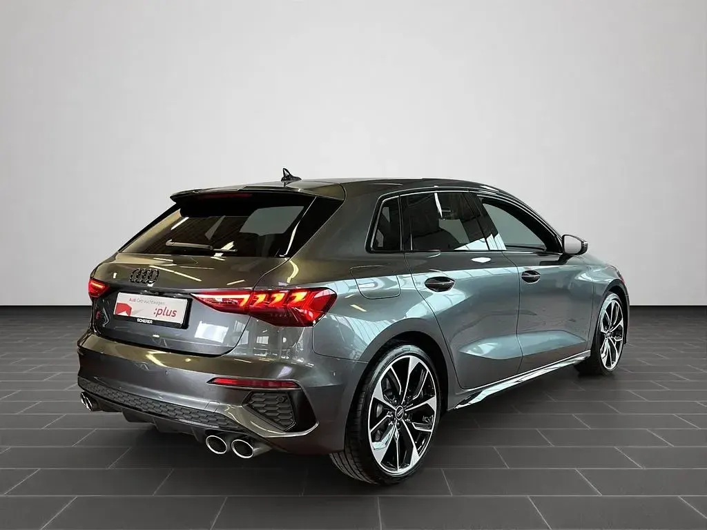 Gebraucht Audi S3 Ambiente 310 PS (228 kW) 2024 Daytonagrau perleffekt Limousine
