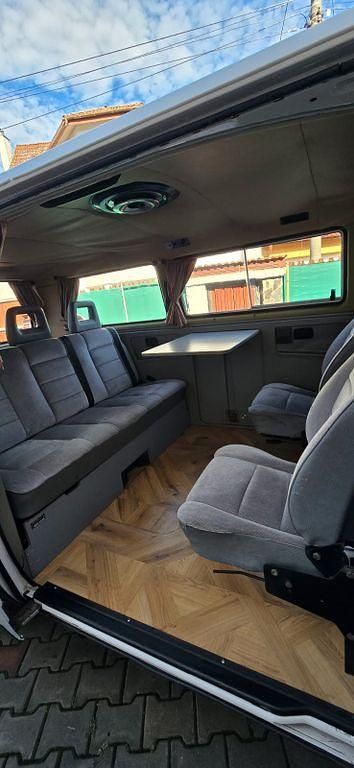 Gebraucht VW Multivan 69 PS (50 kW) 1986 Weiß Van