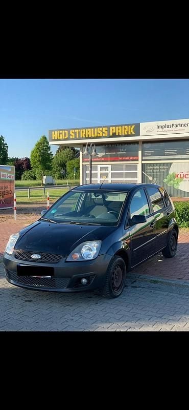 Schwarz Gebraucht 2006 Ford Fiesta Kleinwagen | 349 € (Superpreis) - Bild 1/4