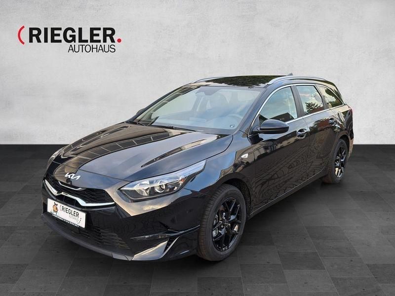 Schwarz Neu 2024 Kia Ceed Sportswagon Vision Kombi | 24.950 € (Fairer Preis) - Bild 1/4