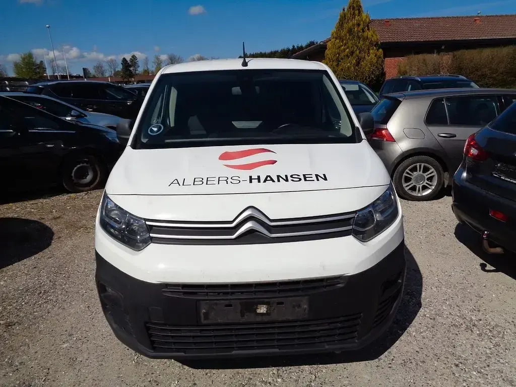 Gebraucht Citroën Berlingo 102 PS (75 kW) 2019 Weiß Van / Kleinbus
