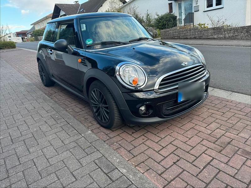 Gebraucht Mini ONE 75 PS (55 kW) 2013 Schwarz Kleinwagen