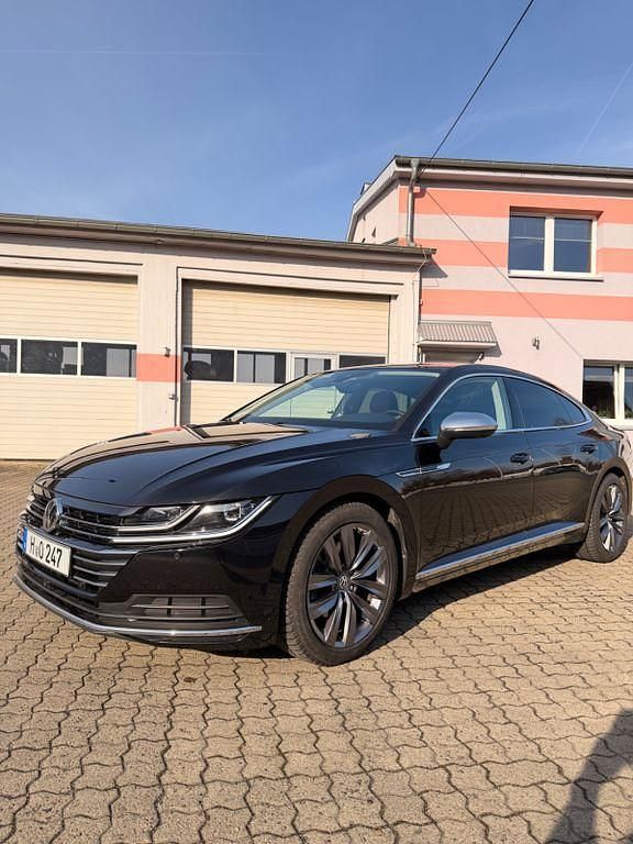 Gebraucht VW Arteon 190 PS (139 kW) 2018 Schwarz Kleinwagen