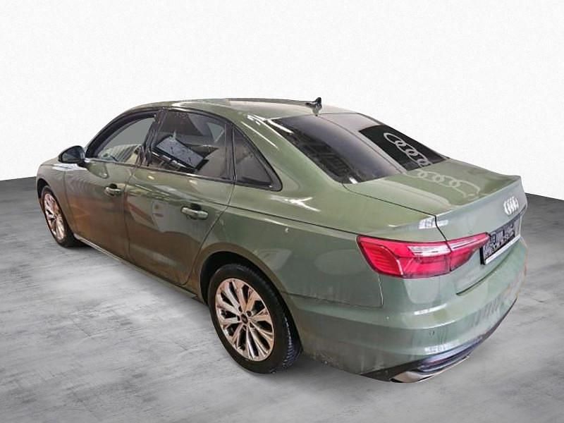 Gebraucht Audi A4 Ambiente 136 PS (100 kW) 2022 Grün Limousine